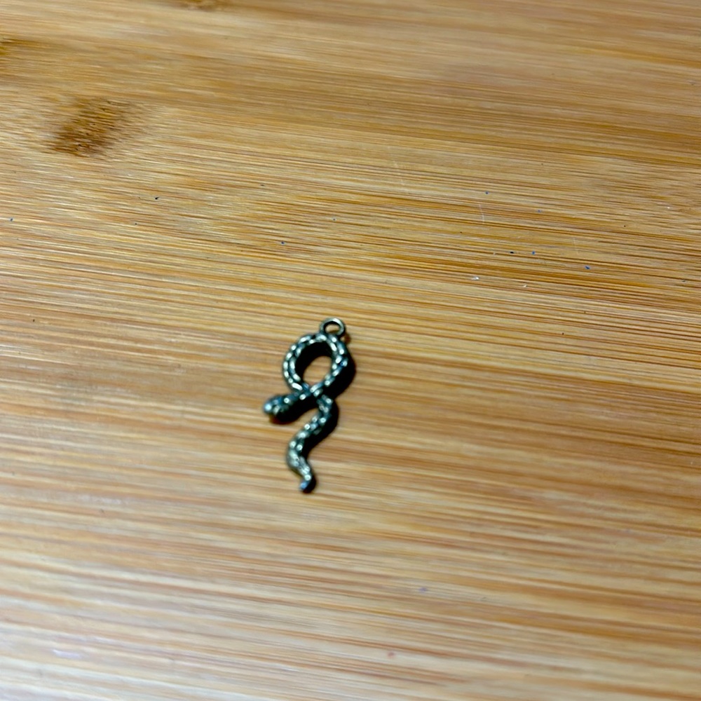 Serpent pendant